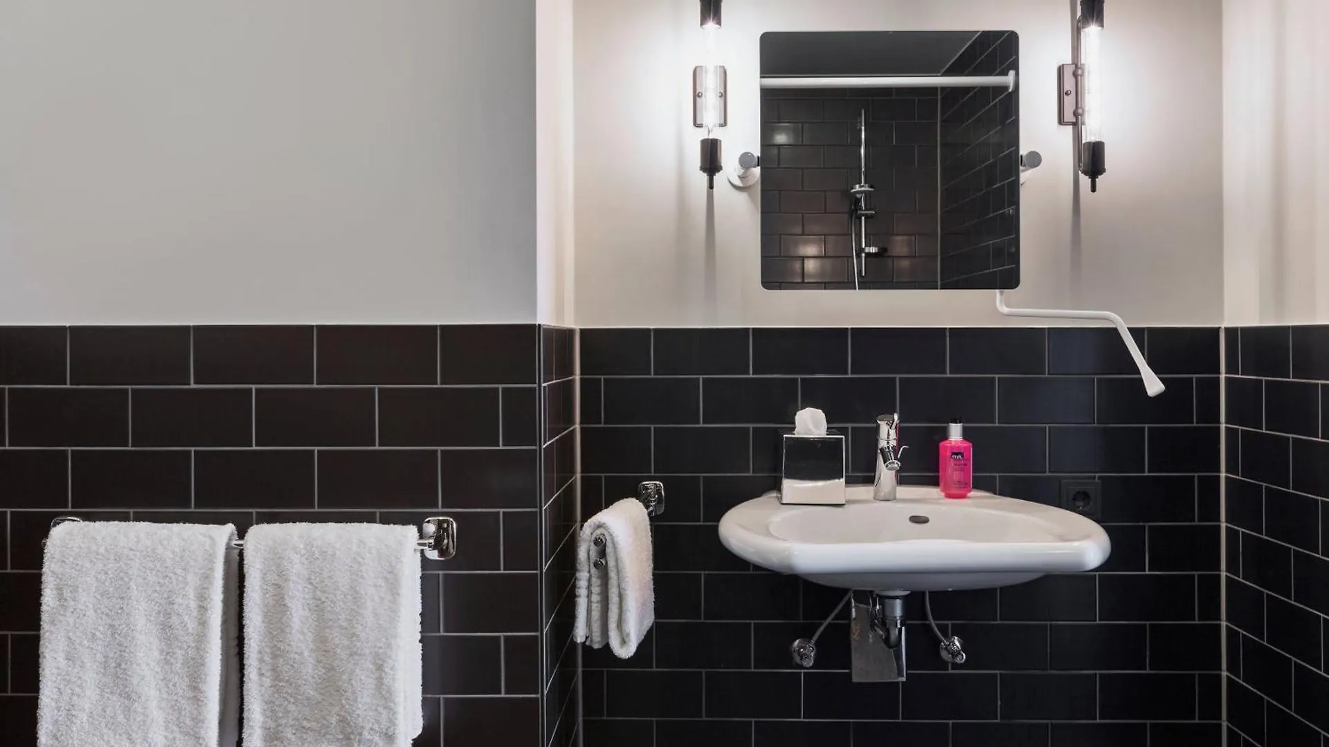 Hotel Moxy Frankfurt Airport Kelsterbach